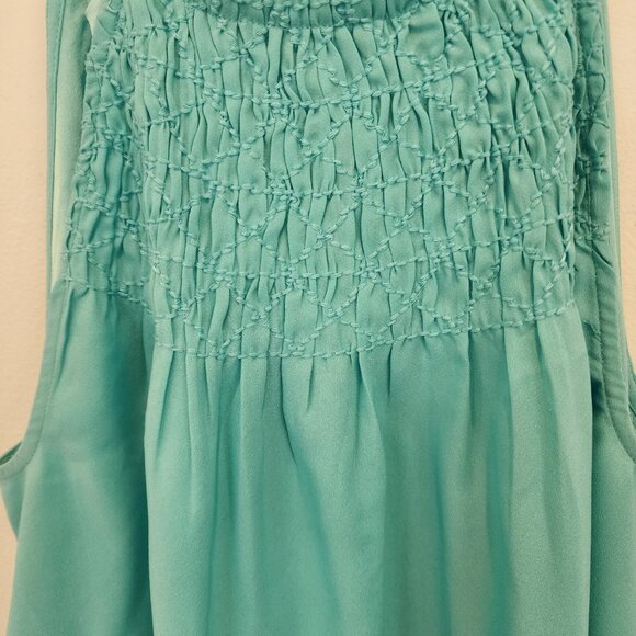 Ann Taylor Smocked Halter Top, Size XS, NWT - Picture 3 of 8